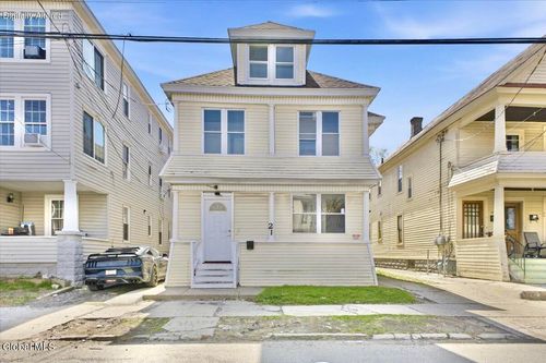 21 Hawk St, Schenectady, NY, 12307-1105 | Card Image