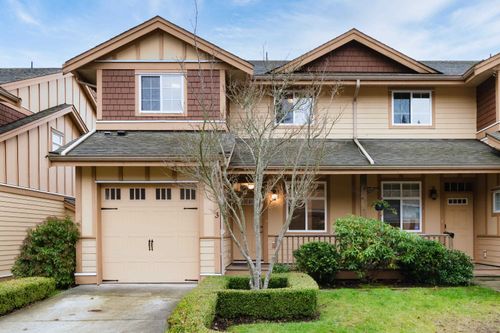 3-811 North Rd, Gibsons, BC, V0N1V9 | Card Image