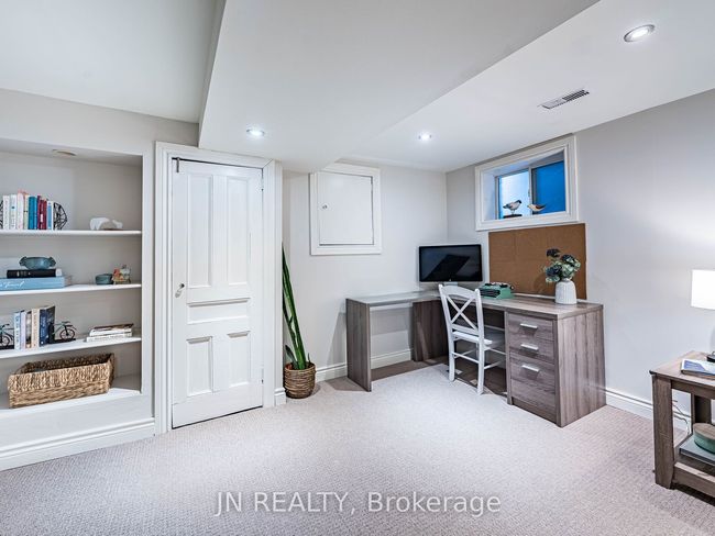 10 Roseheath Ave, House attached with 2 bedrooms, 2 bathrooms and null parking in Toronto ON | Image 38