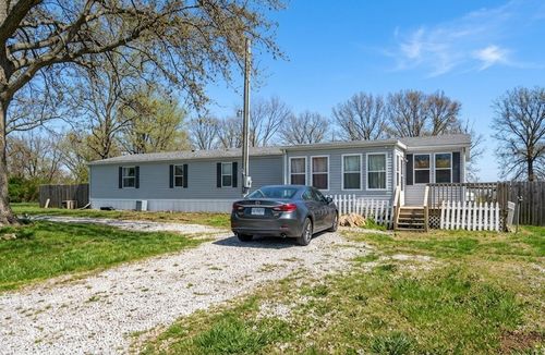 210 Lakeview Dr, Shattuc, IL, 62231-8578 | Card Image