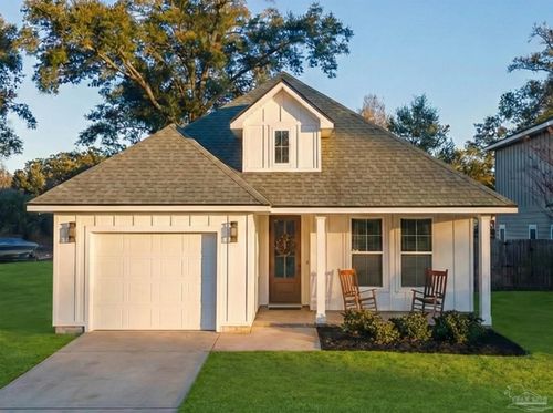 apt-c-1001 E Cross St, Pensacola, FL, 32503-3797 | Card Image