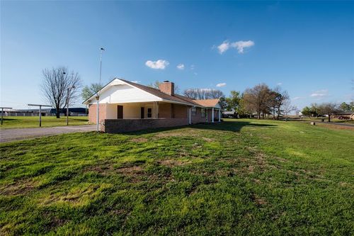 24098 N County Road 3291, Wynnewood, OK, 73098-9380 | Card Image