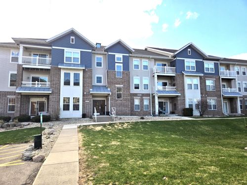 apt-203-3848 Maple Grove Dr, Madison, WI, 53719-1944 | Card Image