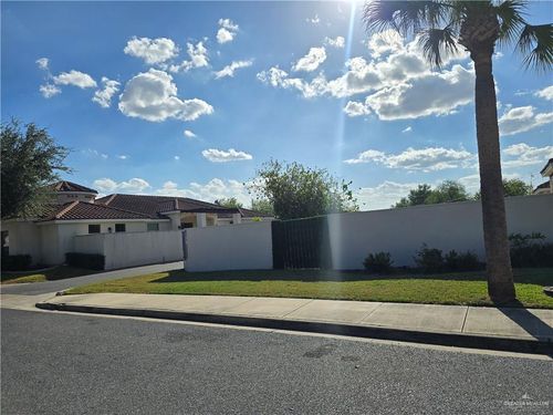 3416 S M St, Mcallen, TX, 78503-1685 | Card Image