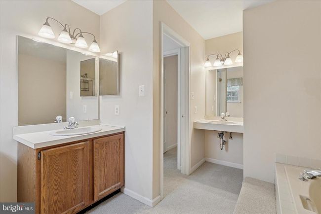 235 Copper Beech Dr, Townhouse with 3 bedrooms, 3 bathrooms and null parking in BLUE BELL PA | Image 23