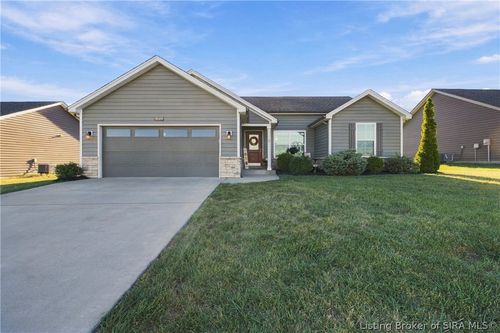 6004 Crestview Ln, Georgetown, IN, 47122-4502 | Card Image