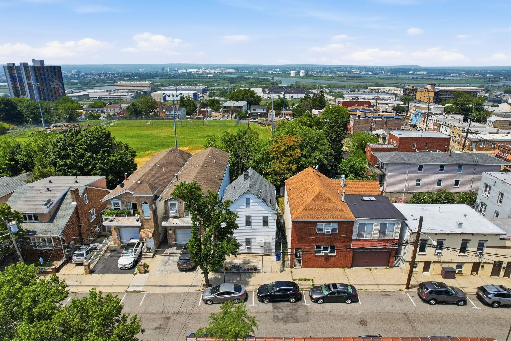 Residential Lease in North Bergen 3