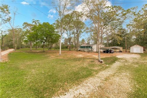51132 Jenkins Ln, Tickfaw, LA, 70466-2406 | Card Image