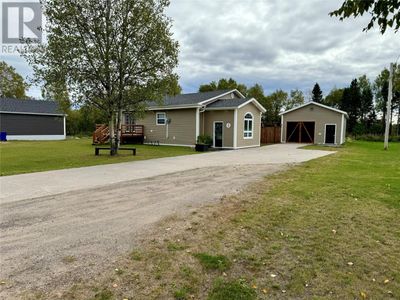 5 Grenfell St, House other with 3 bedrooms, 2 bathrooms and null parking in Happy Valley Goose Bay NL | Image 2