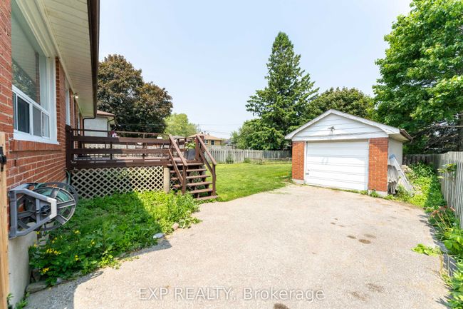 1195 Wecker Dr, House other with 4 bedrooms, 2 bathrooms and 5 parking in Oshawa ON | Image 30