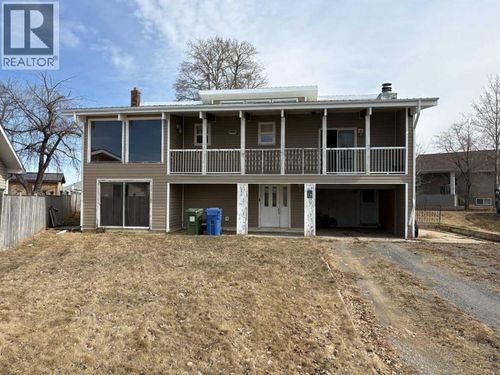 5816 60 Avenue, Rocky Mountain House, AB, T4T1K2 | Card Image