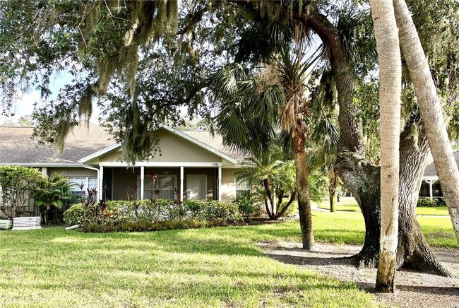 Front of home | Image 54