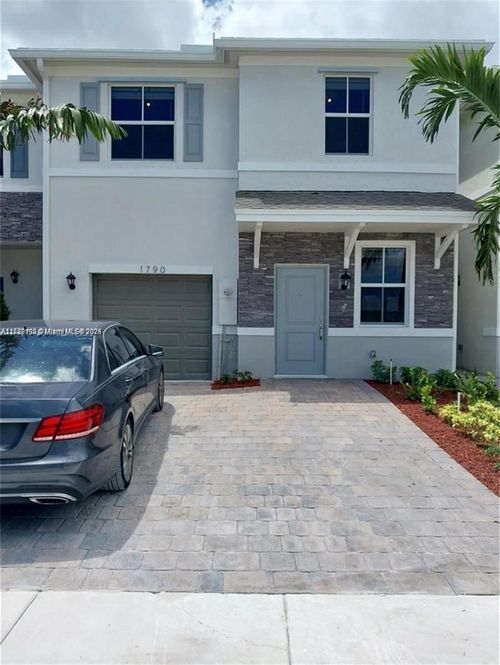 1790 Se 7th Ter, Homestead, FL, 33034-5676 | Card Image