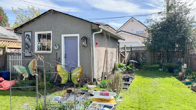 240 E 37 Th Avenue, House other with 4 bedrooms, 2 bathrooms and 1 parking in Vancouver BC | Image 18
