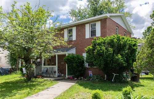 15 Janis St, Hudson, NY, 12534-2714 | Card Image