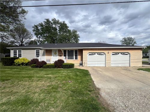 602 S Pembroke Street, Effingham, IL, 62401 | Card Image