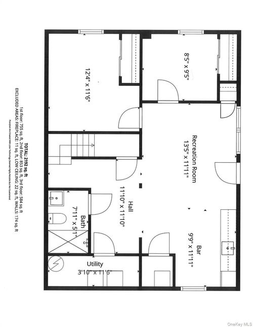 18 Maple Pl, Huntington, NY, 11743-4203 | Card Image