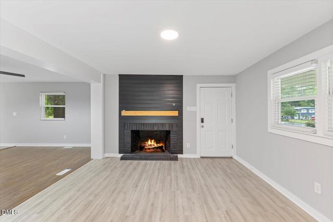 10-2752 Weldon Terrace | Image 5