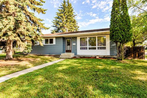 6302 Marler Dr, Camrose, AB, T4V2X6 | Card Image