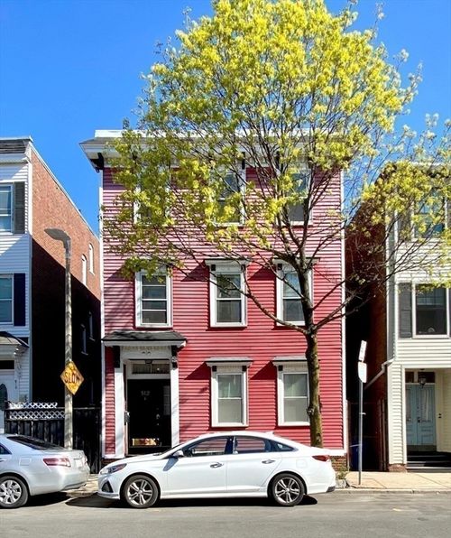 512 East 3rd Street, Boston, MA, 02127 | Card Image
