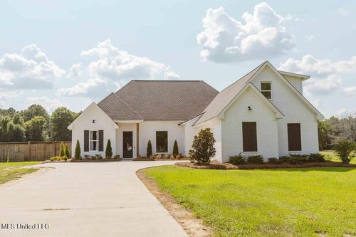 170 Harrell Rd, Pelahatchie, MS, 39145-4044 | Card Image