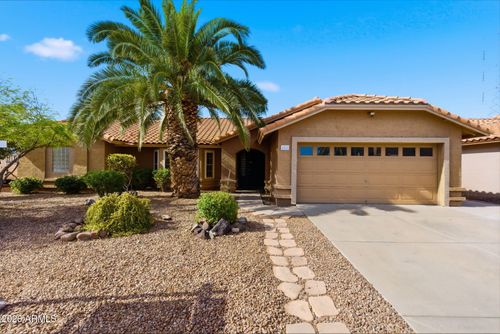 4050 W Saguaro Park Ln, Glendale, AZ, 85310-3262 | Card Image