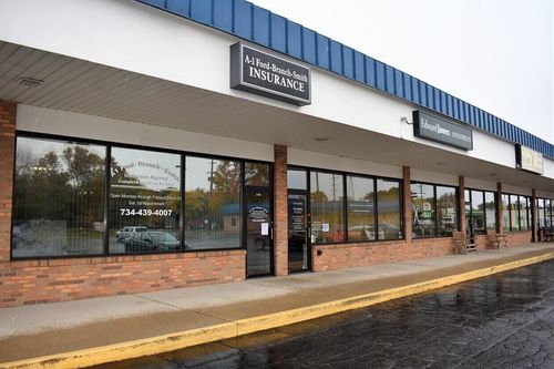 1160 Dexter St, Milan, MI, 48160-1162 | Card Image