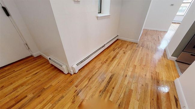 apt entry foyer | Image 8