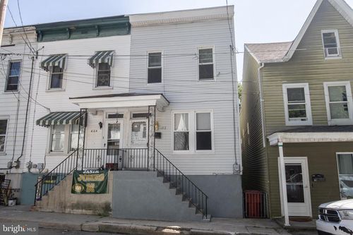 602 N 8th St, POTTSVILLE, PA, 17901-1502 | Card Image