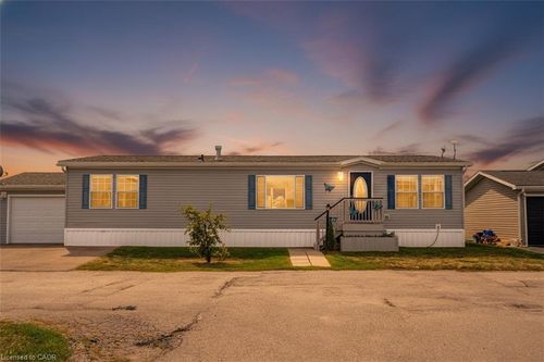 45 Riverbend Cres, Nanticoke, ON, N0A1L0 | Card Image
