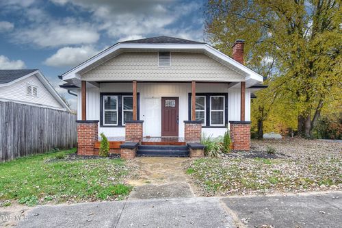 612 S Lynn Ave, Elizabethton, TN, 37643-3523 | Card Image