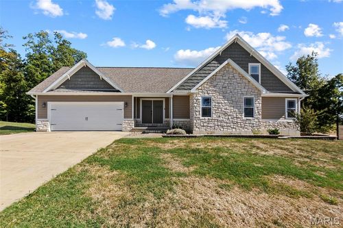 40 Ridgeway Drive, Benton, MO, 63736 | Card Image