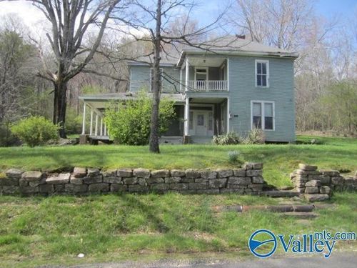 8931 Highway 137, Valley Head, AL, 35989-4203 | Card Image