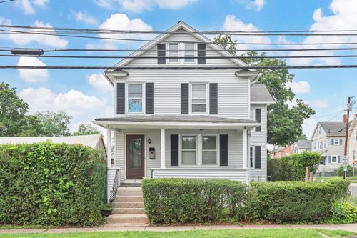12 N Main St, Windsor Locks, CT, 06096-1436 | Card Image