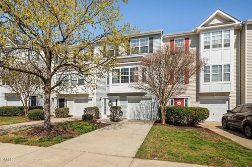 5117 Neuse Commons Ln, Raleigh, NC, 27616-8351 | Card Image
