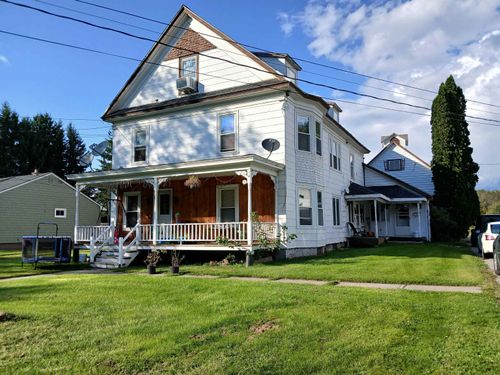 42 Bridge St, Colebrook, NH, 03576-3271 | Card Image