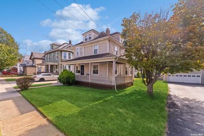 181 Cleveland Avenue, House other with 3 bedrooms, 1 bathrooms and null parking in Mineola NY | Image 2