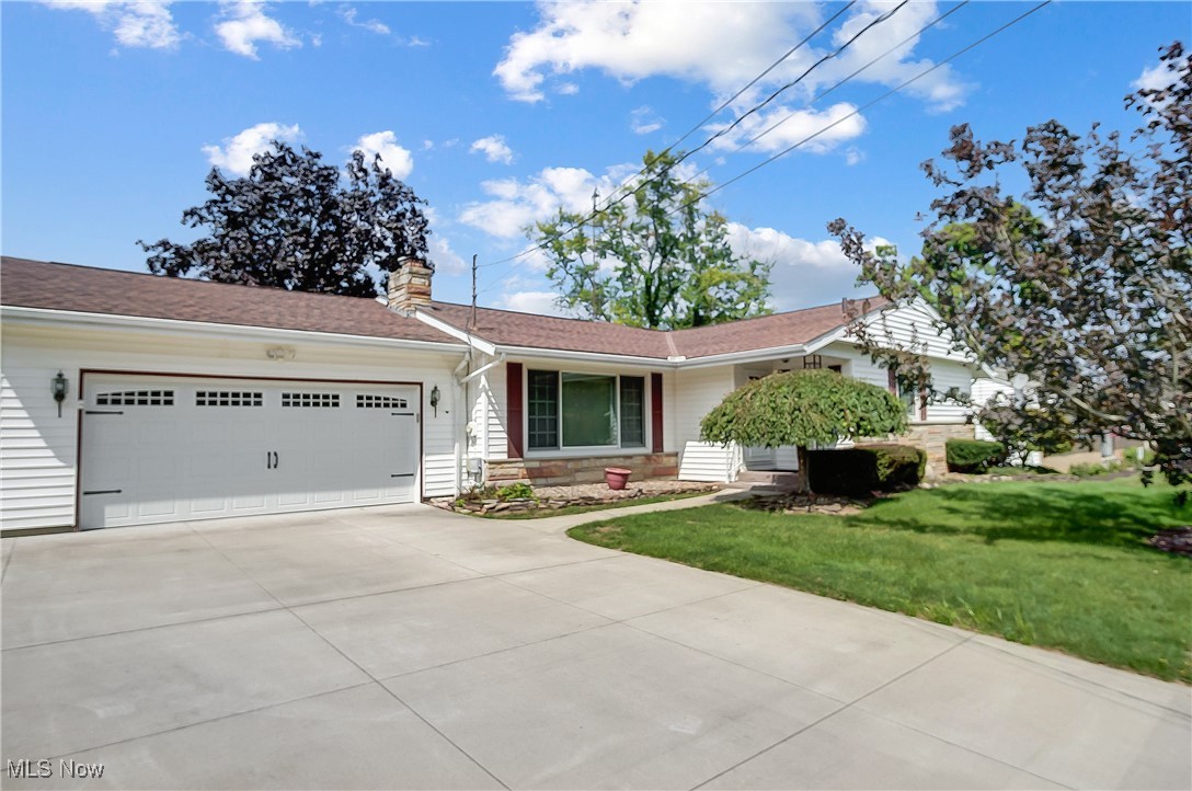 Lloyd St, Cuyahoga Falls, OH 44221