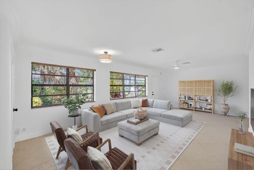 2924 Nw 8th Ave, WILTON MANORS, FL, 33311-2431 | Card Image