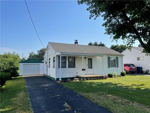 510 W Elm St, Hoopeston, IL, 60942-1743 | Card Image