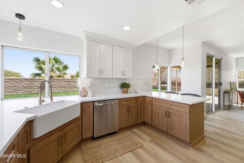 36542 Ironhorse Dr, Palmdale, CA, 93550-7984 | Card Image