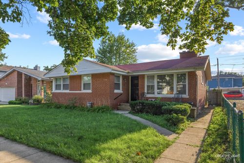 124 Sawyer Ave, La Grange, IL, 60525-2538 | Card Image