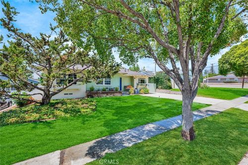 1119 N Lincoln Ave, Fullerton, CA, 92831-2807 | Card Image