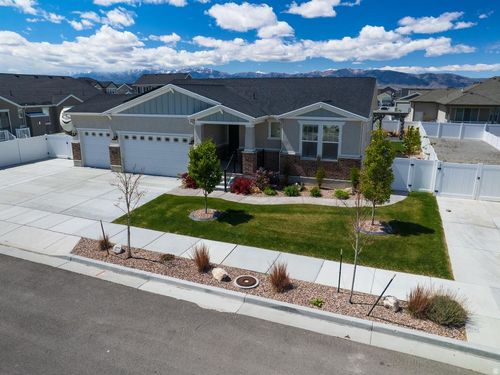 5647 Kestrel Ln, Stansbury Park, UT, 84074-4913 | Card Image