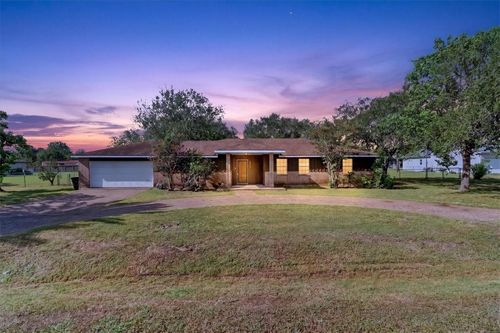 3995 Saddle Trl, Robstown, TX, 78380-6051 | Card Image