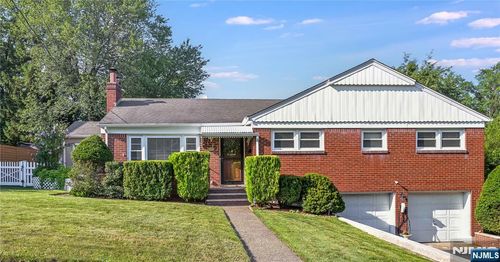 626 Lake Ave, Oradell, NJ, 07649-2540 | Card Image