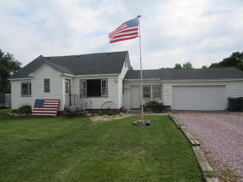 133 S 4th Ave, Lismore, MN, 56155-4007 | Card Image