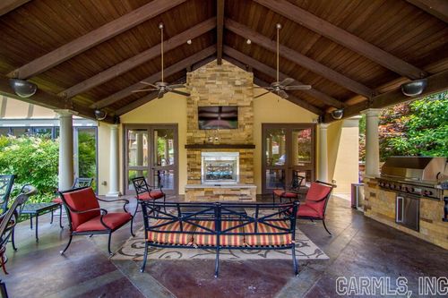 414-600 Chenal Woods Dr, Little Rock, AR, 72223-5837 | Card Image