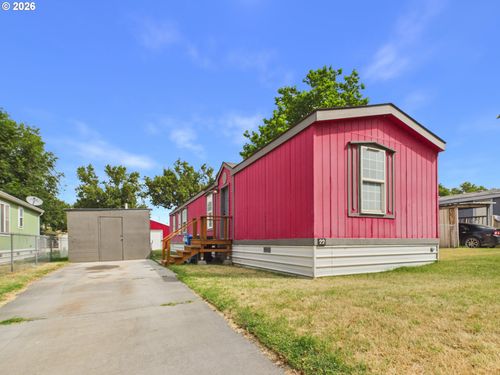 1800 Ne 10th St, Hermiston, OR, 97838 | Card Image