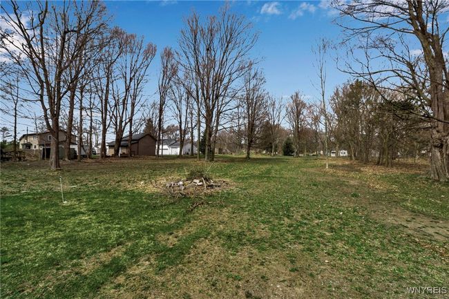 12482 Broadway St, House other with 4 bedrooms, 3 bathrooms and null parking in Alden NY | Image 36